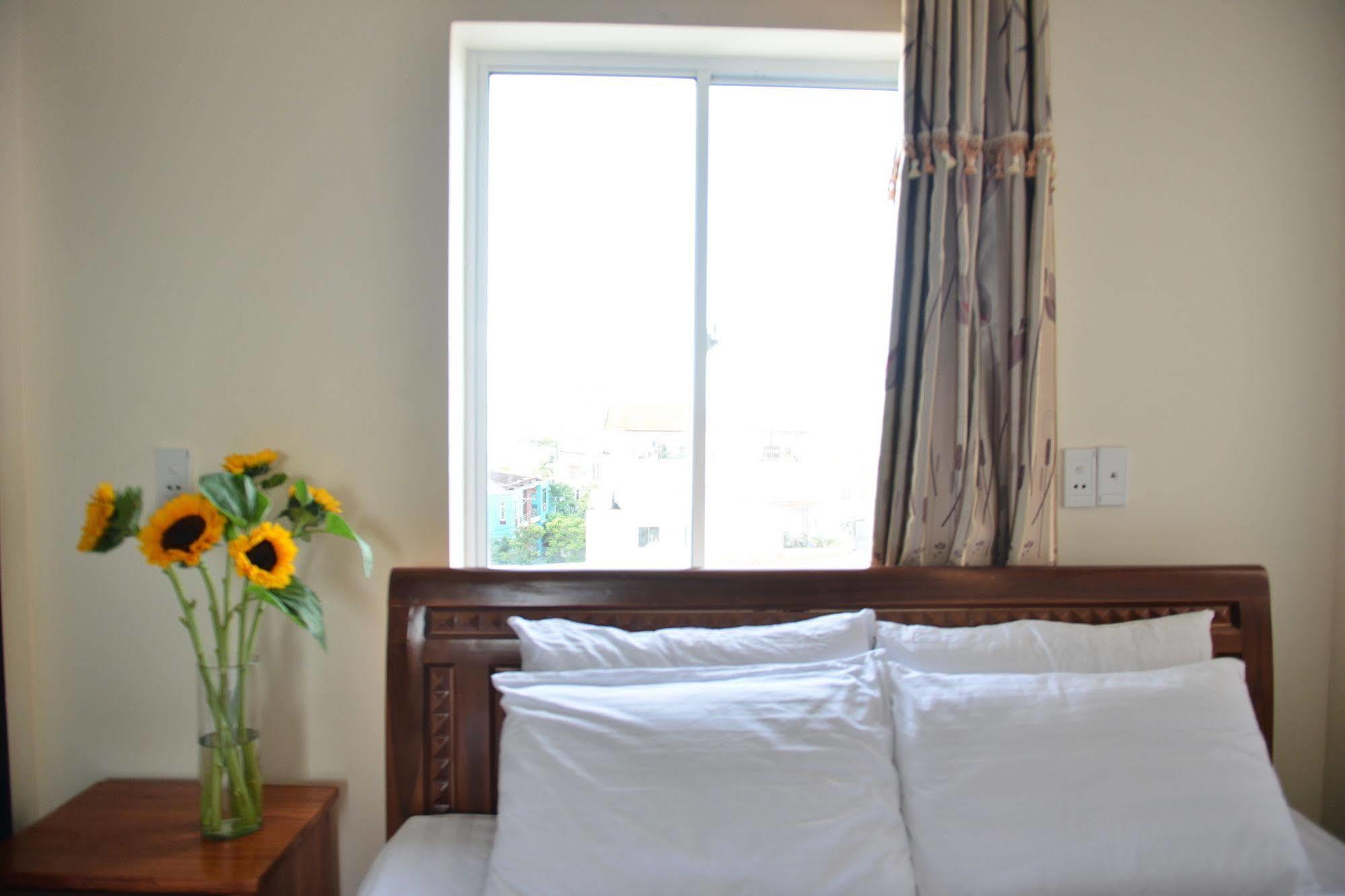 Oc Tien Sa Hotel Дананг Екстериор снимка